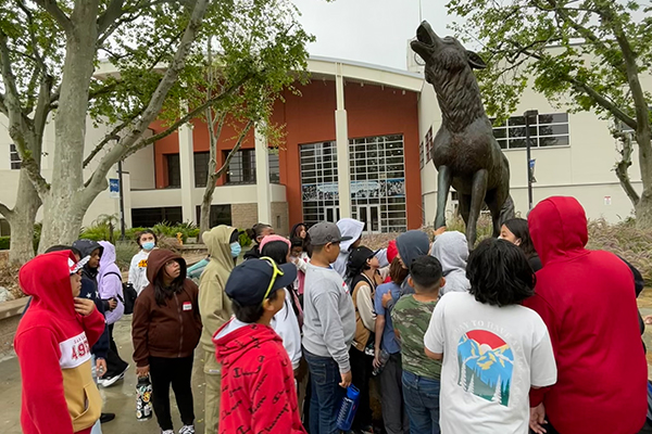 During the field trips, students viewed the “Afróntalo” exhibit, participated in a cultural activity and explored the CSUSB campus while learning about college. &nbsp;